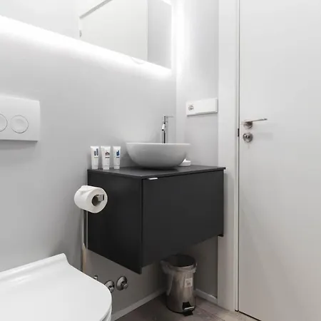 Baracchini 9 B Apartament
