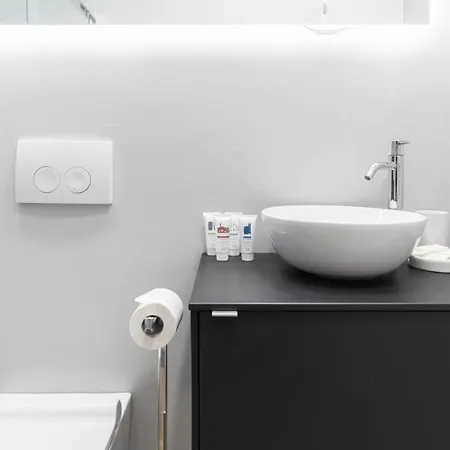 Baracchini 9 B Milan